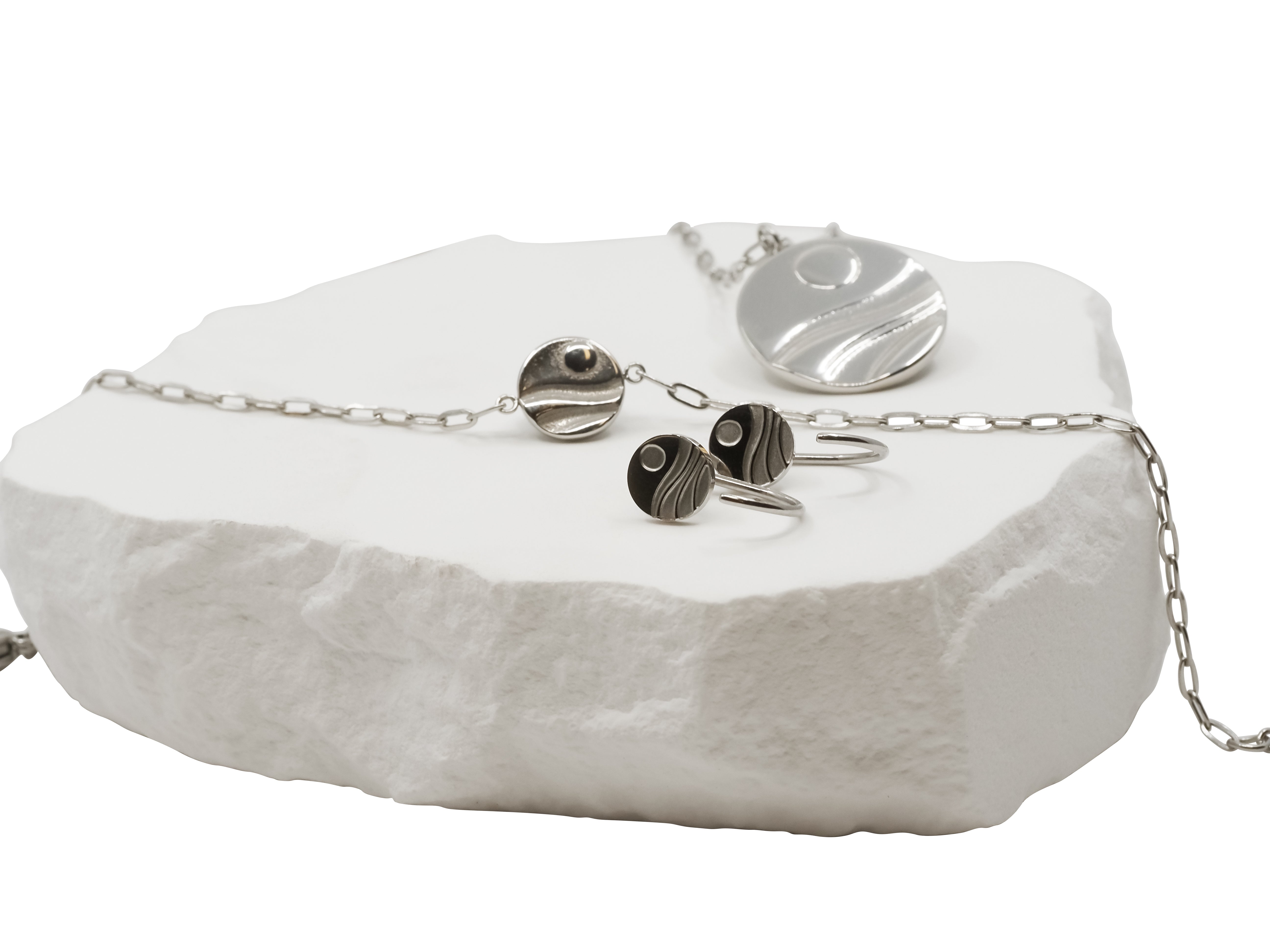 Spring Tide Bracelet